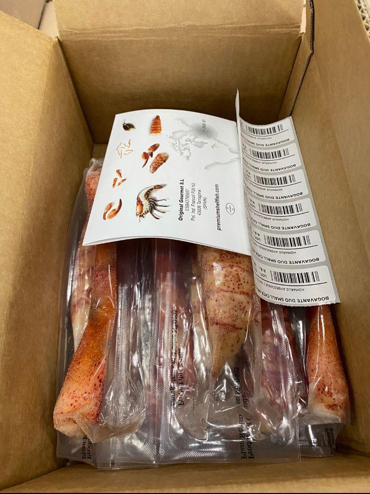 特選急凍刺身級天然野捕加拿大🇨🇦整隻去殼龍蝦肉+蟹鉗肉🦞(身+2隻鉗肉)